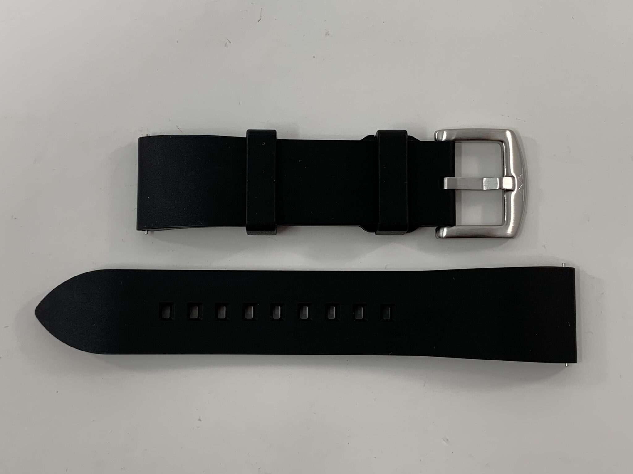 Black Classic Silver Brushed