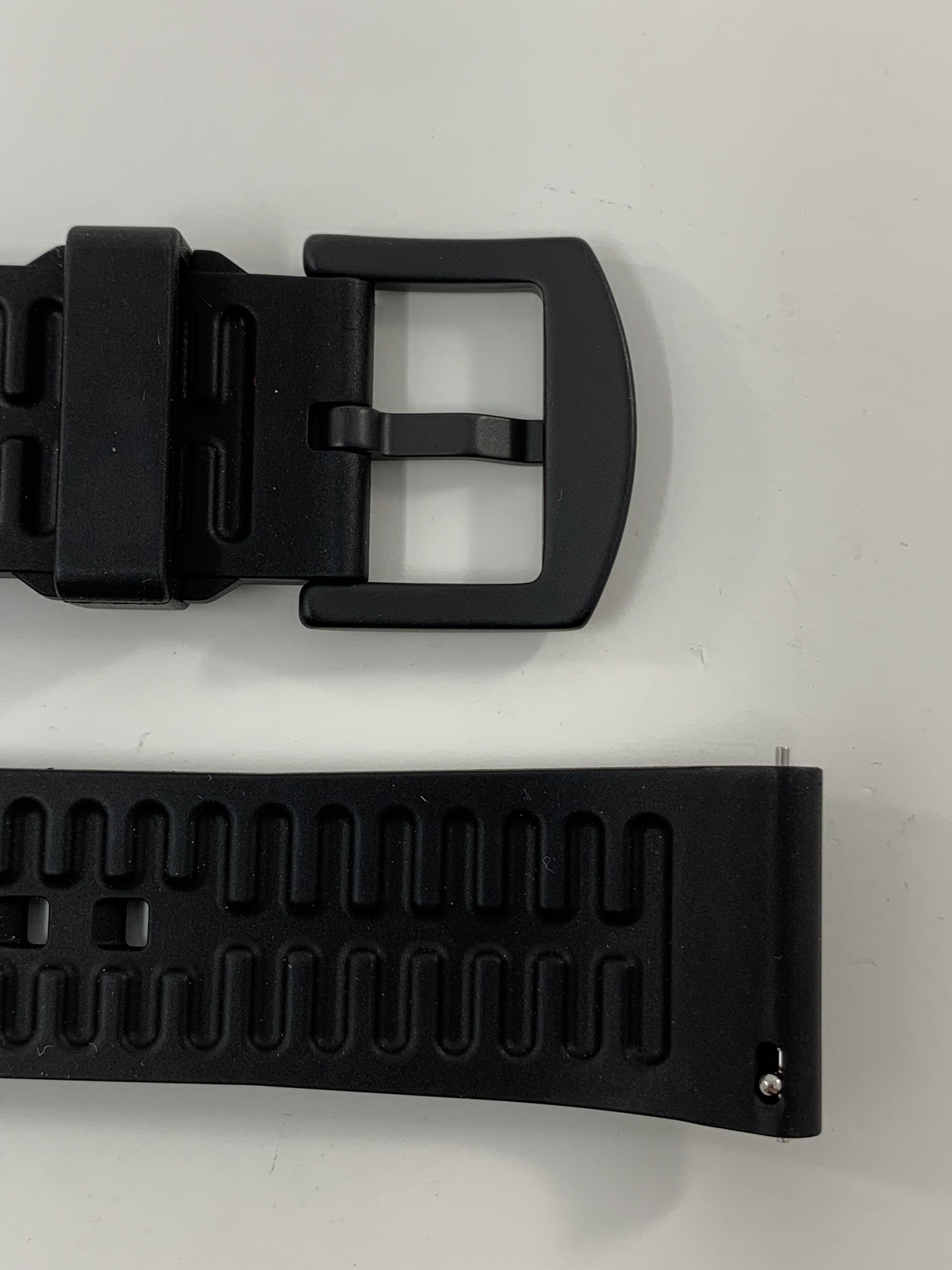 Black Classic Reverse Closeup